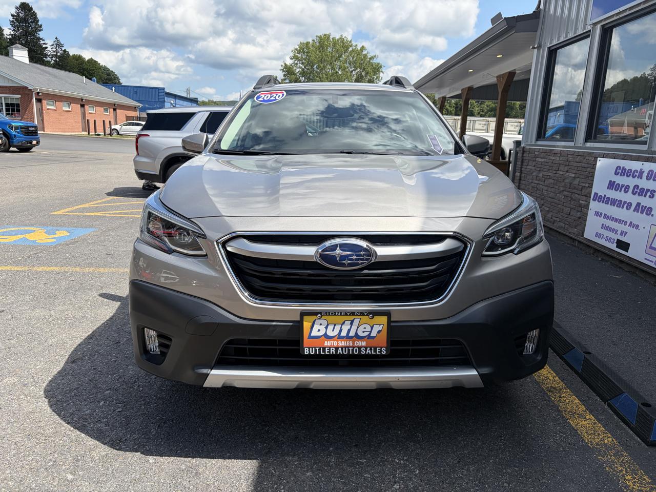 Subaru Outback Limited 2020