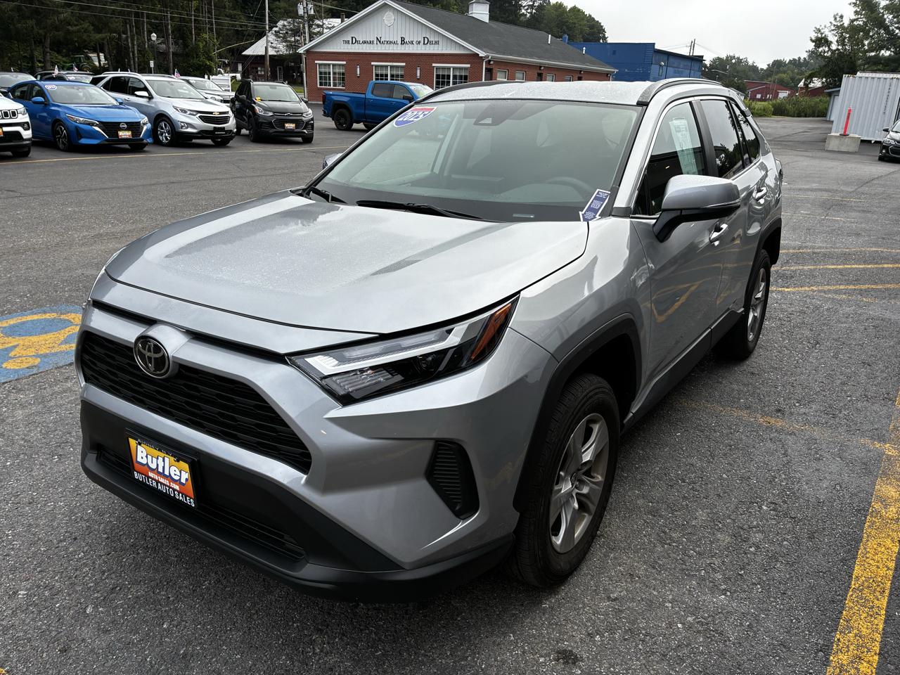 Toyota RAV4 XLE AWD 2025