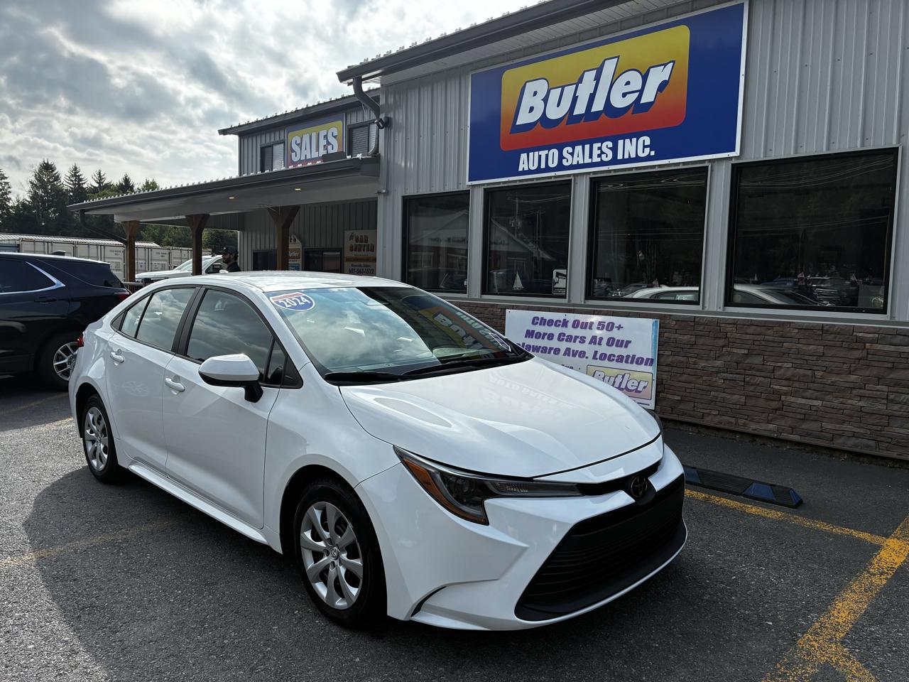 Toyota Corolla LE 2024