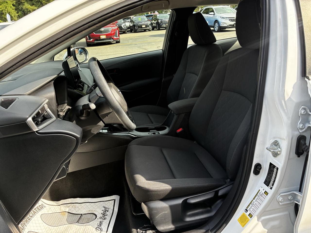 Toyota Corolla LE 2024