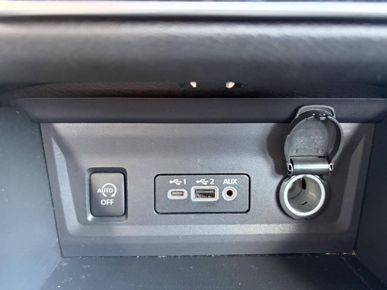 Nissan Sentra SV 2024