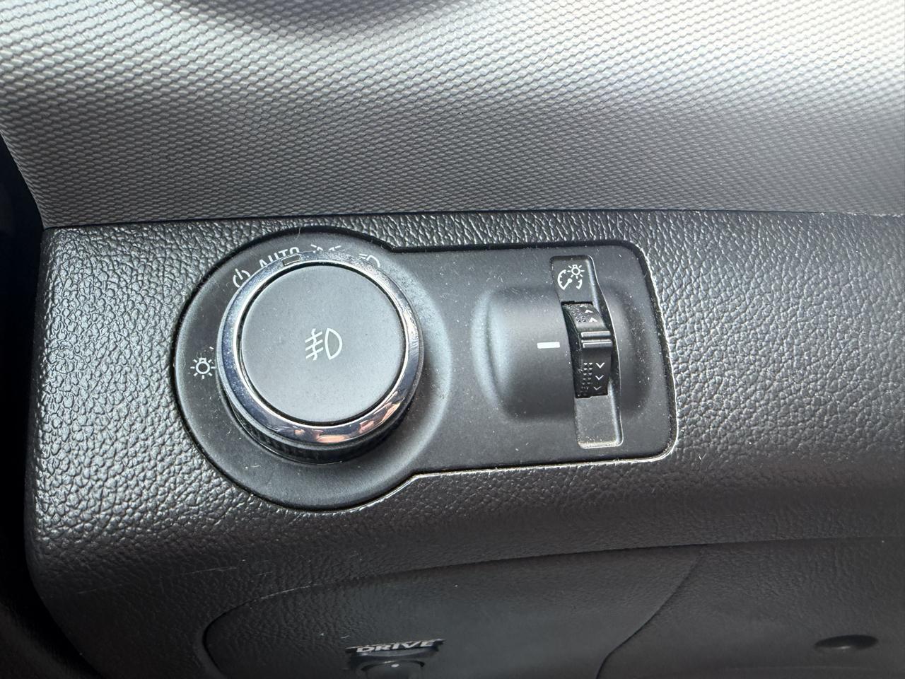 Chevrolet Sonic LTZ Auto 5-Door 2016