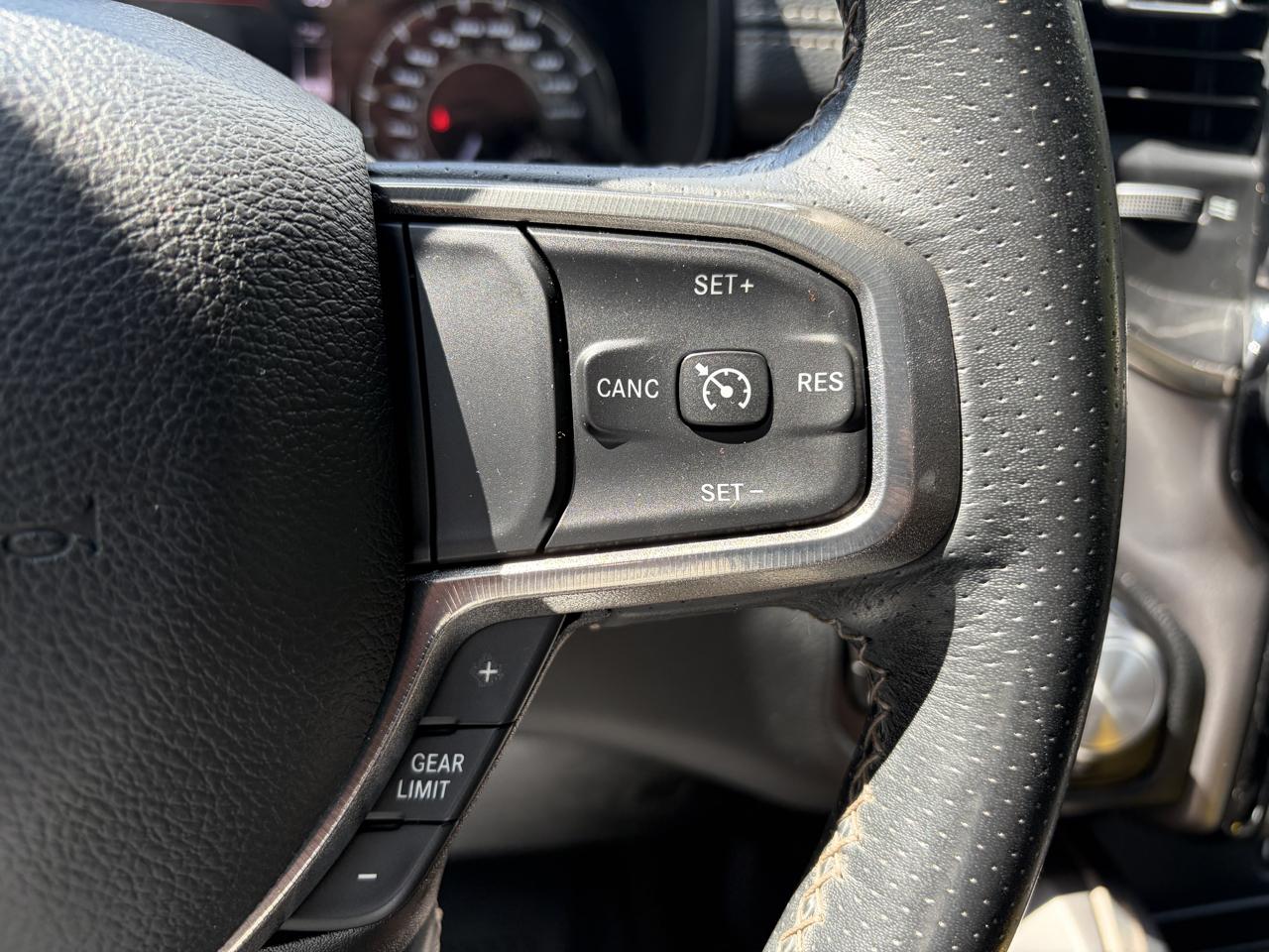 RAM 1500 Rebel Crew Cab SB 4WD 2022