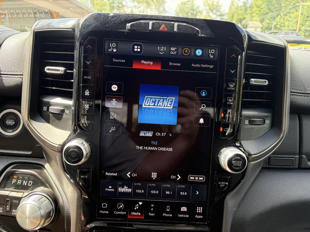 RAM 1500 Rebel Crew Cab SB 4WD 2022
