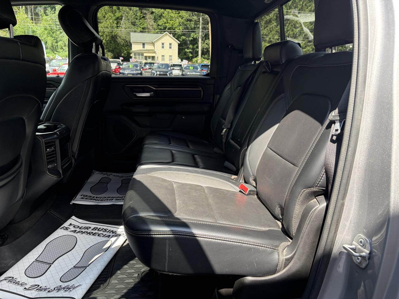 RAM 1500 Rebel Crew Cab SB 4WD 2022