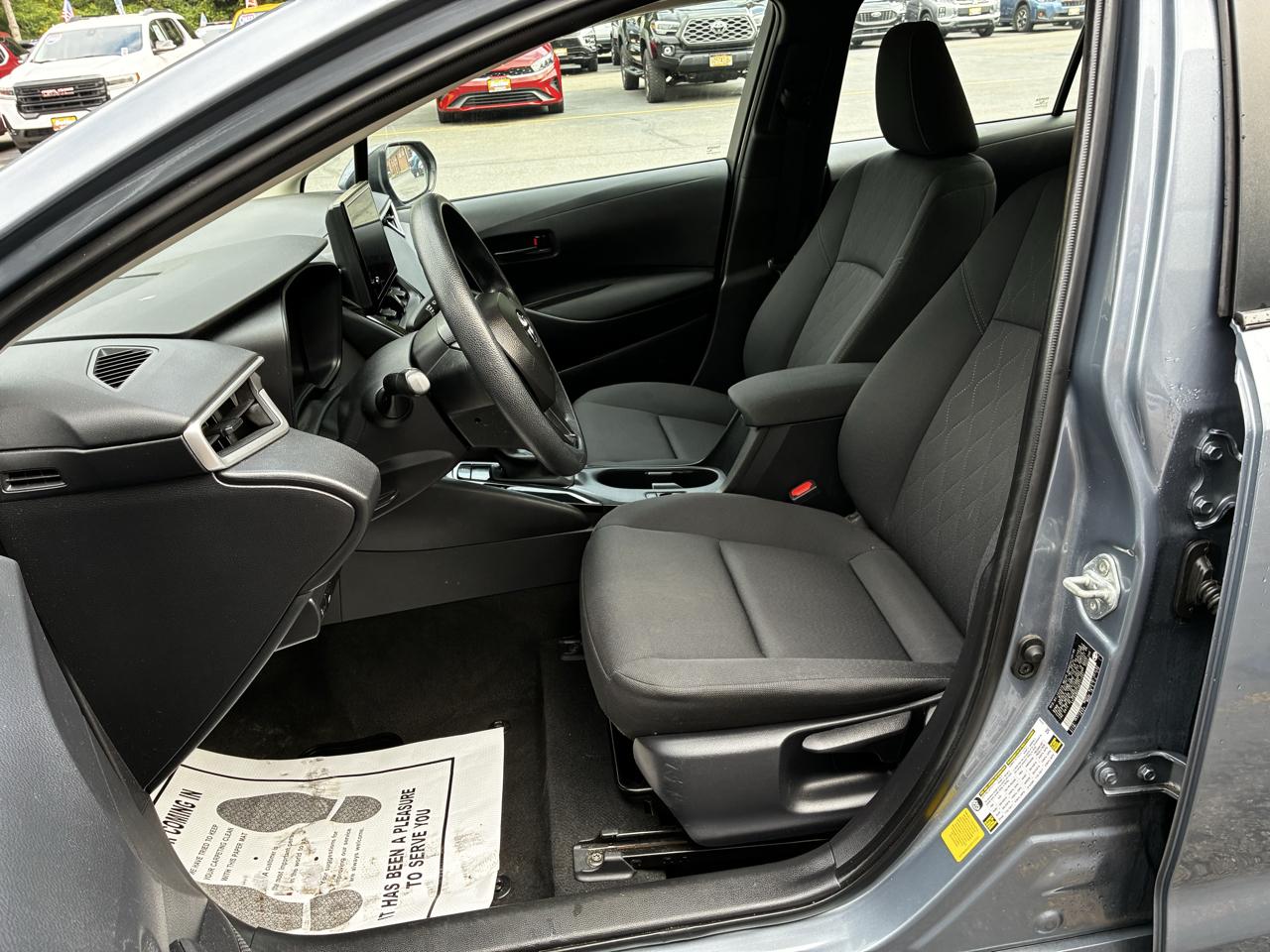 Toyota Corolla LE 2024