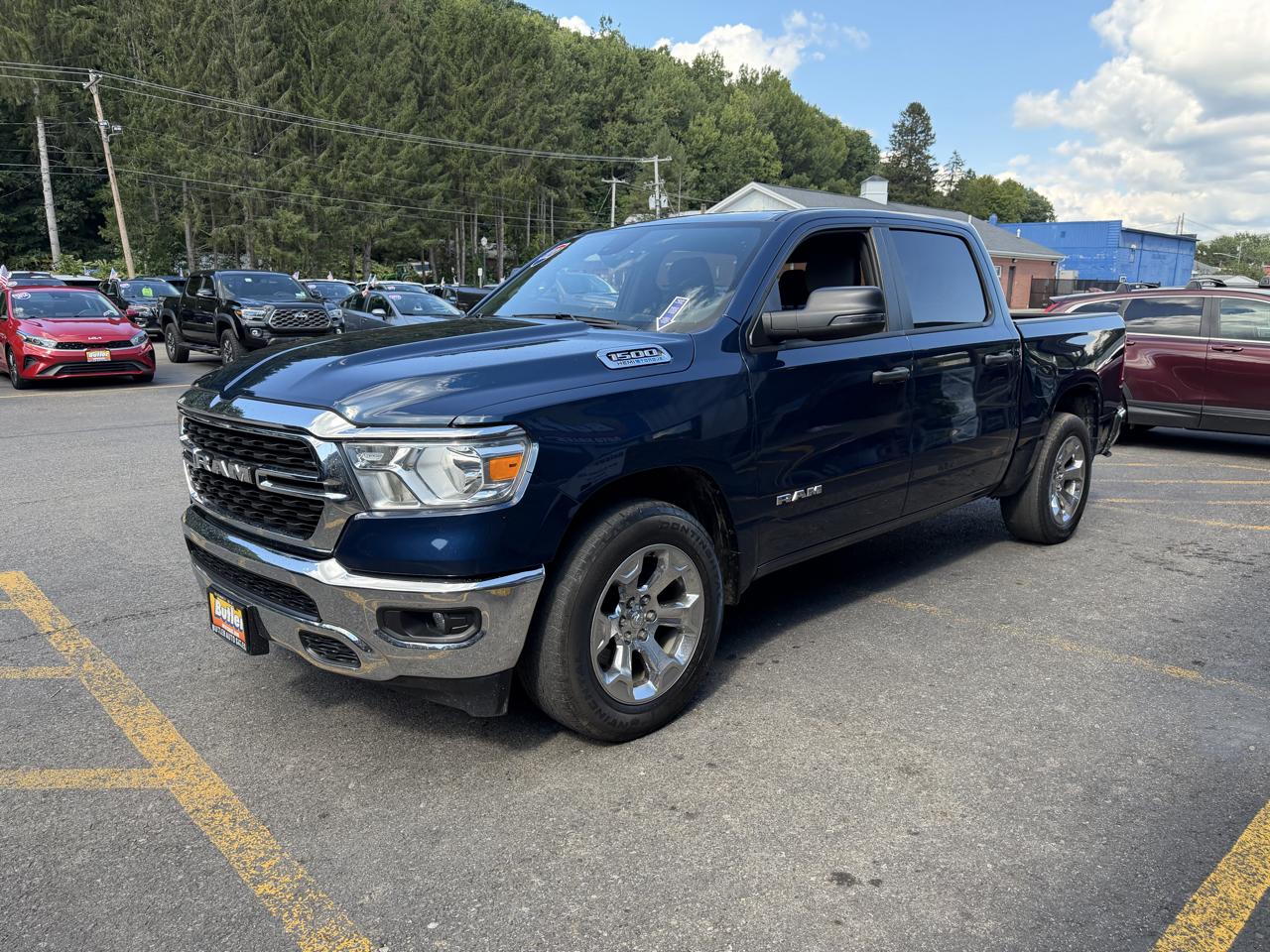 RAM 1500 Big Horn Crew Cab SWB 4WD 2023
