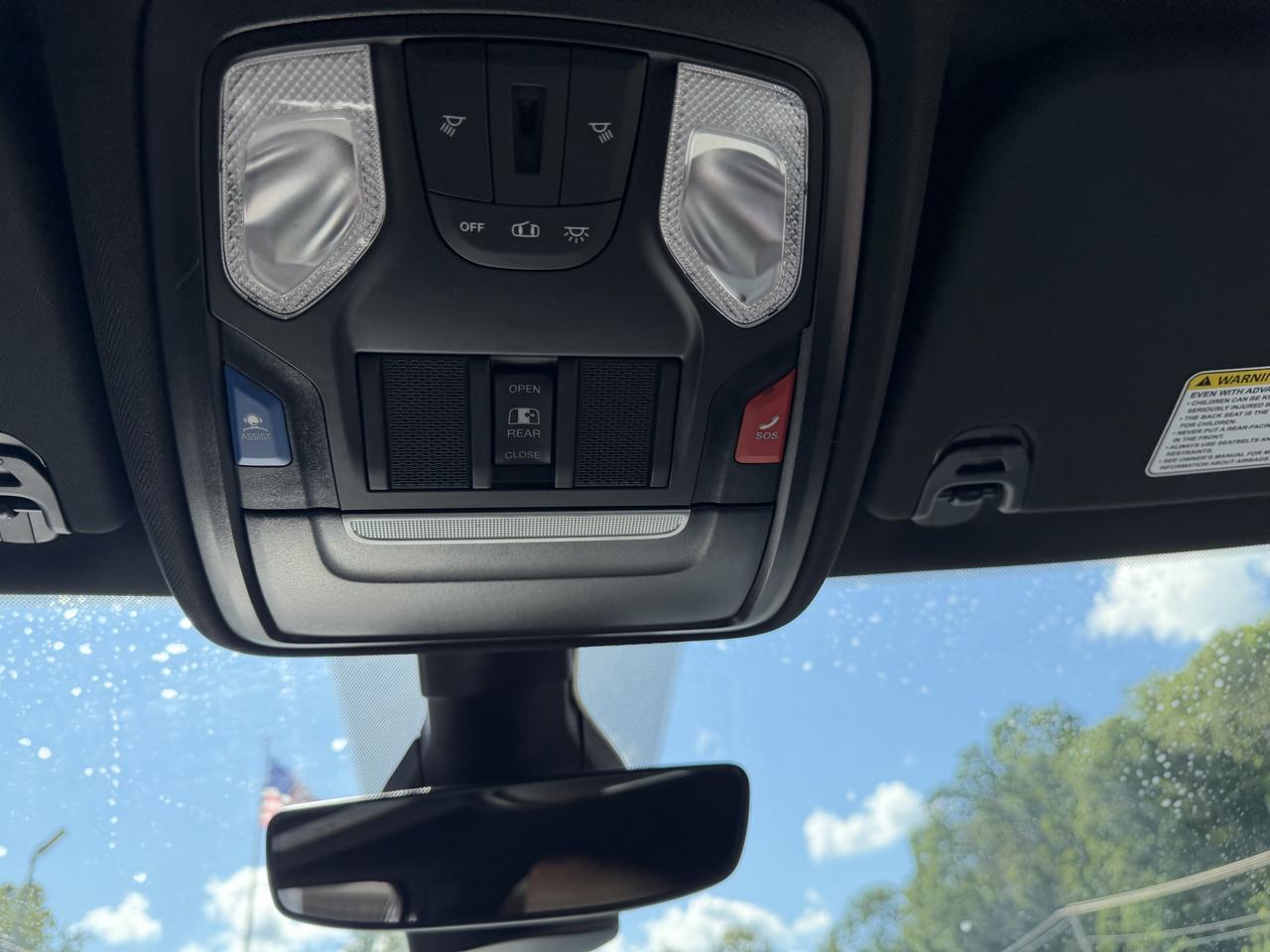 RAM 1500 Big Horn Crew Cab SWB 4WD 2023