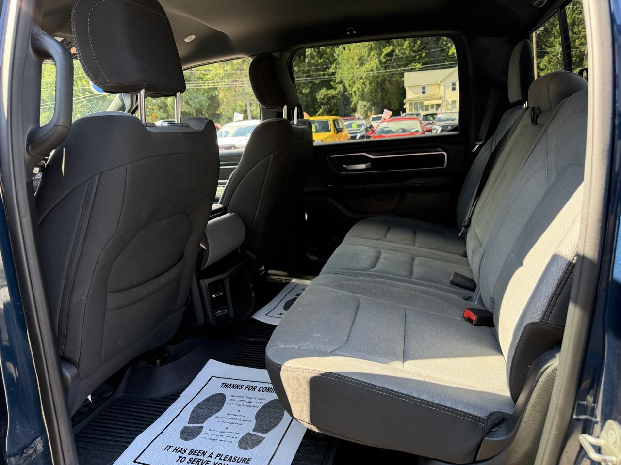 RAM 1500 Big Horn Crew Cab SWB 4WD 2023