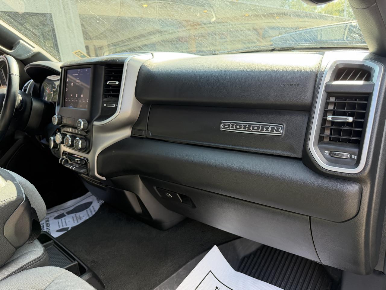 RAM 1500 Big Horn Crew Cab SWB 4WD 2023