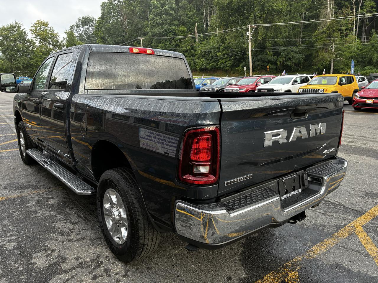 RAM 2500 Big Horn Crew Cab 4WD 2026