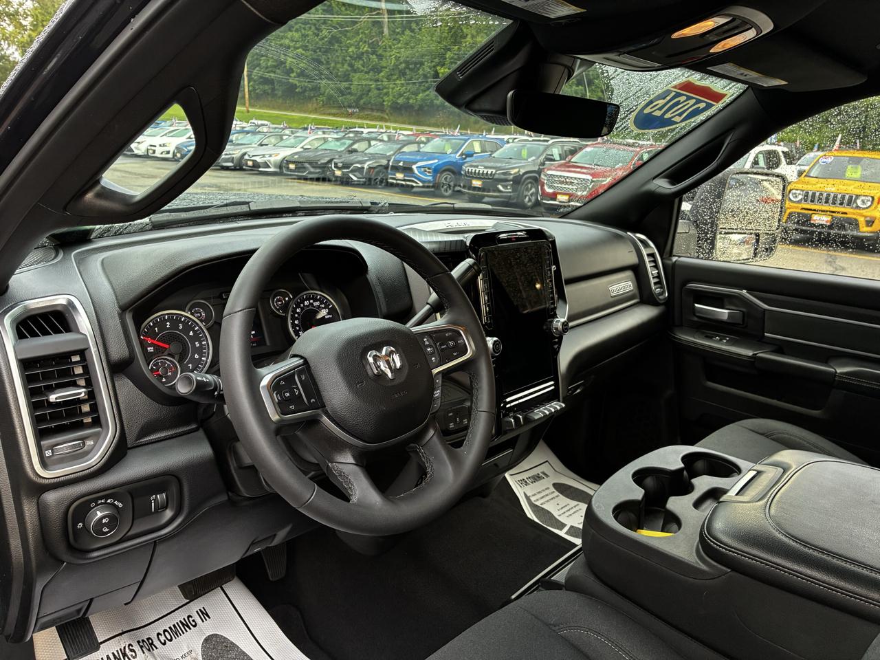 RAM 2500 Big Horn Crew Cab 4WD 2026