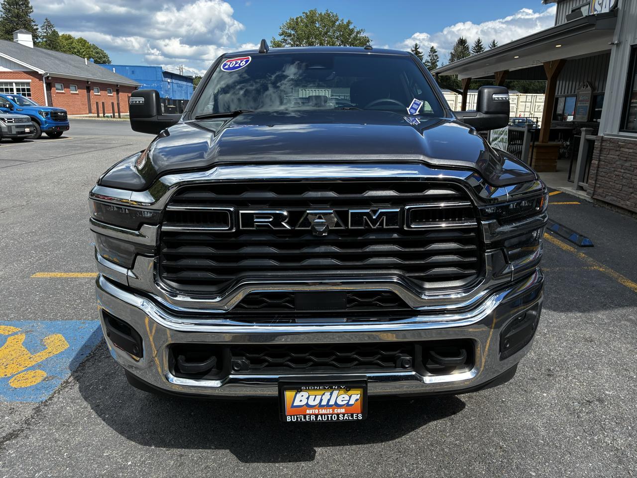RAM 2500 Big Horn Crew Cab 4WD 2026
