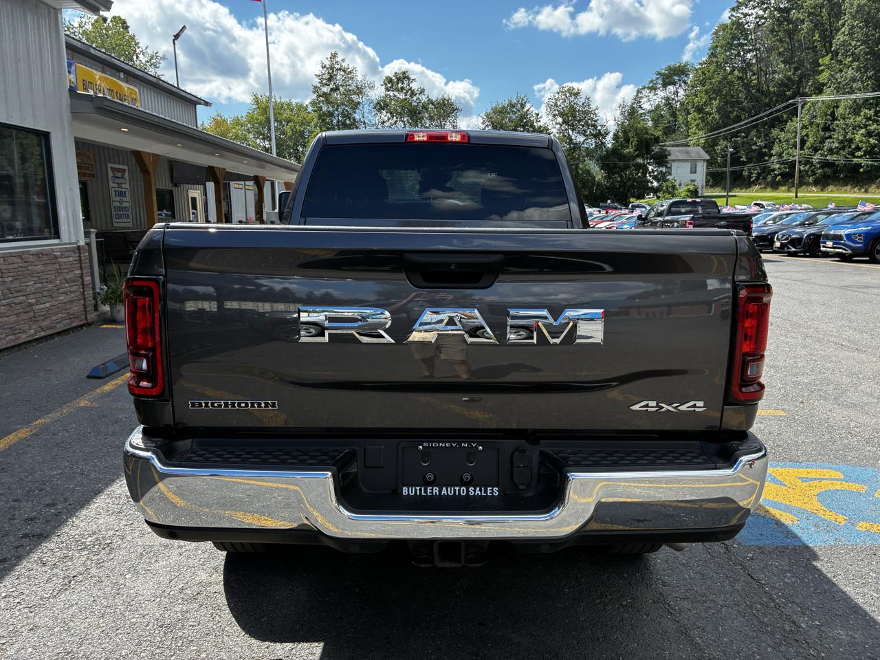 RAM 2500 Big Horn Crew Cab 4WD 2026