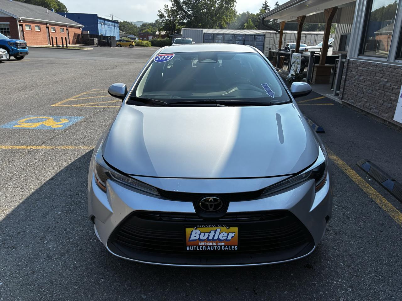 Toyota Corolla LE 2024