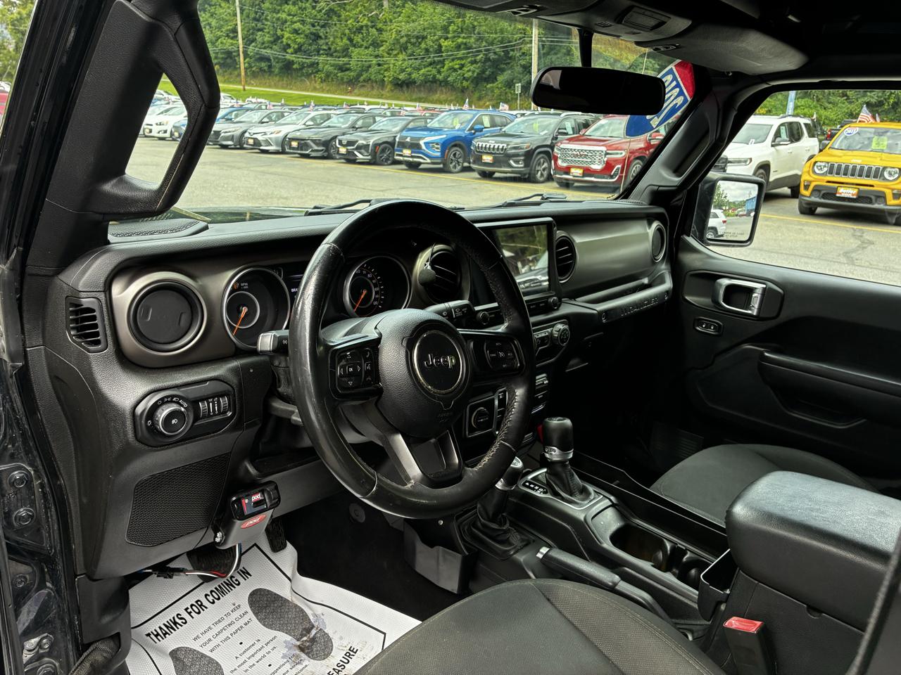 Jeep Wrangler Unlimited Sport 2018