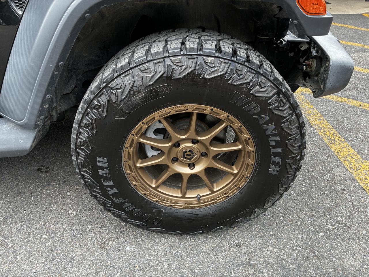 Jeep Wrangler Unlimited Sport 2018