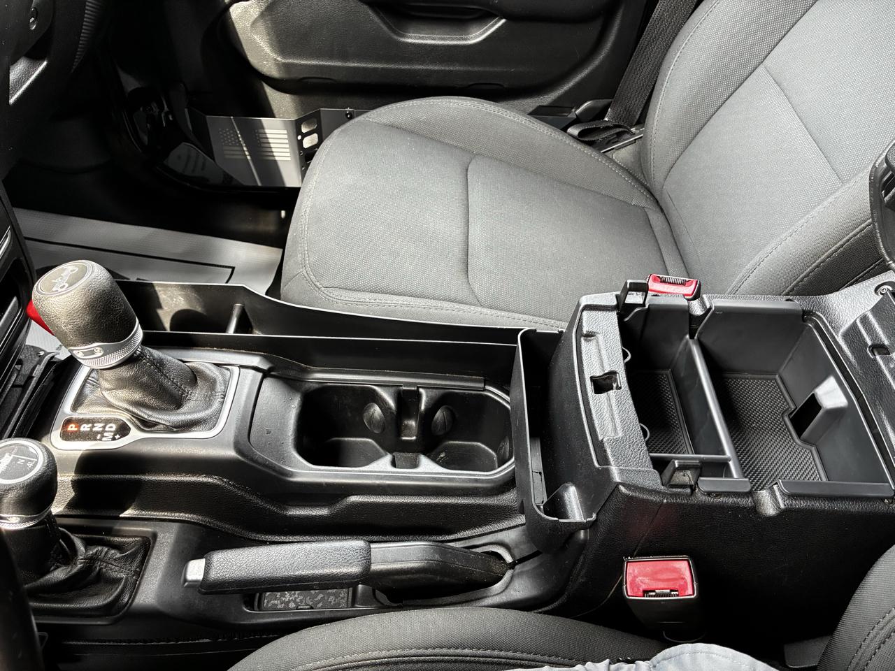 Jeep Wrangler Unlimited Sport 2018