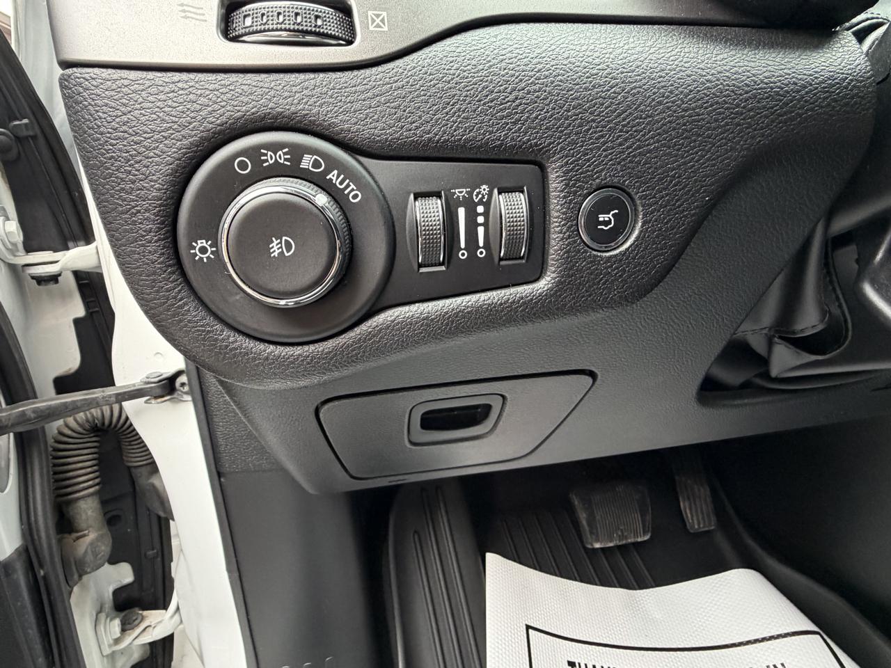 Jeep Cherokee Limited 4WD 2020