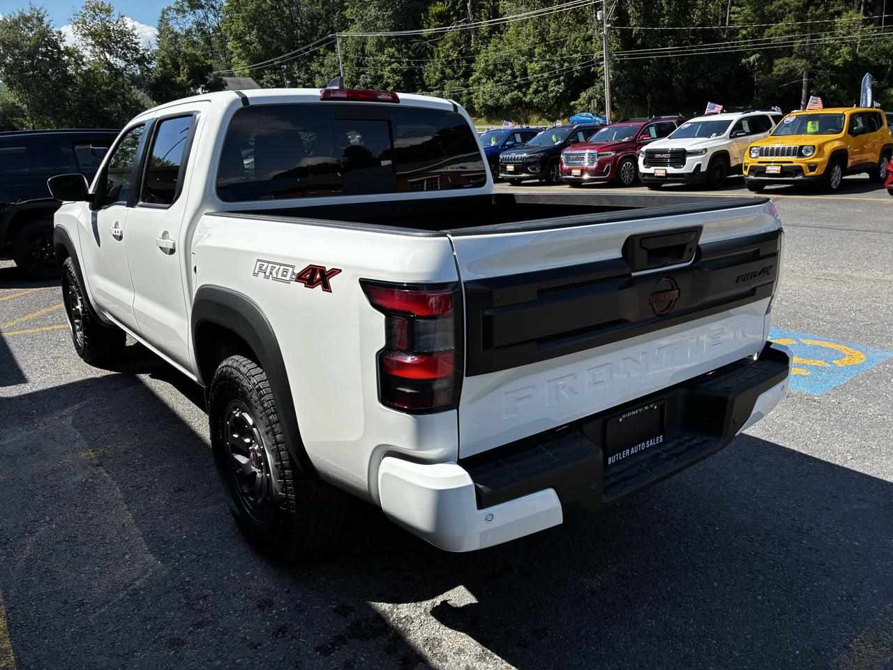 Nissan Frontier  2026