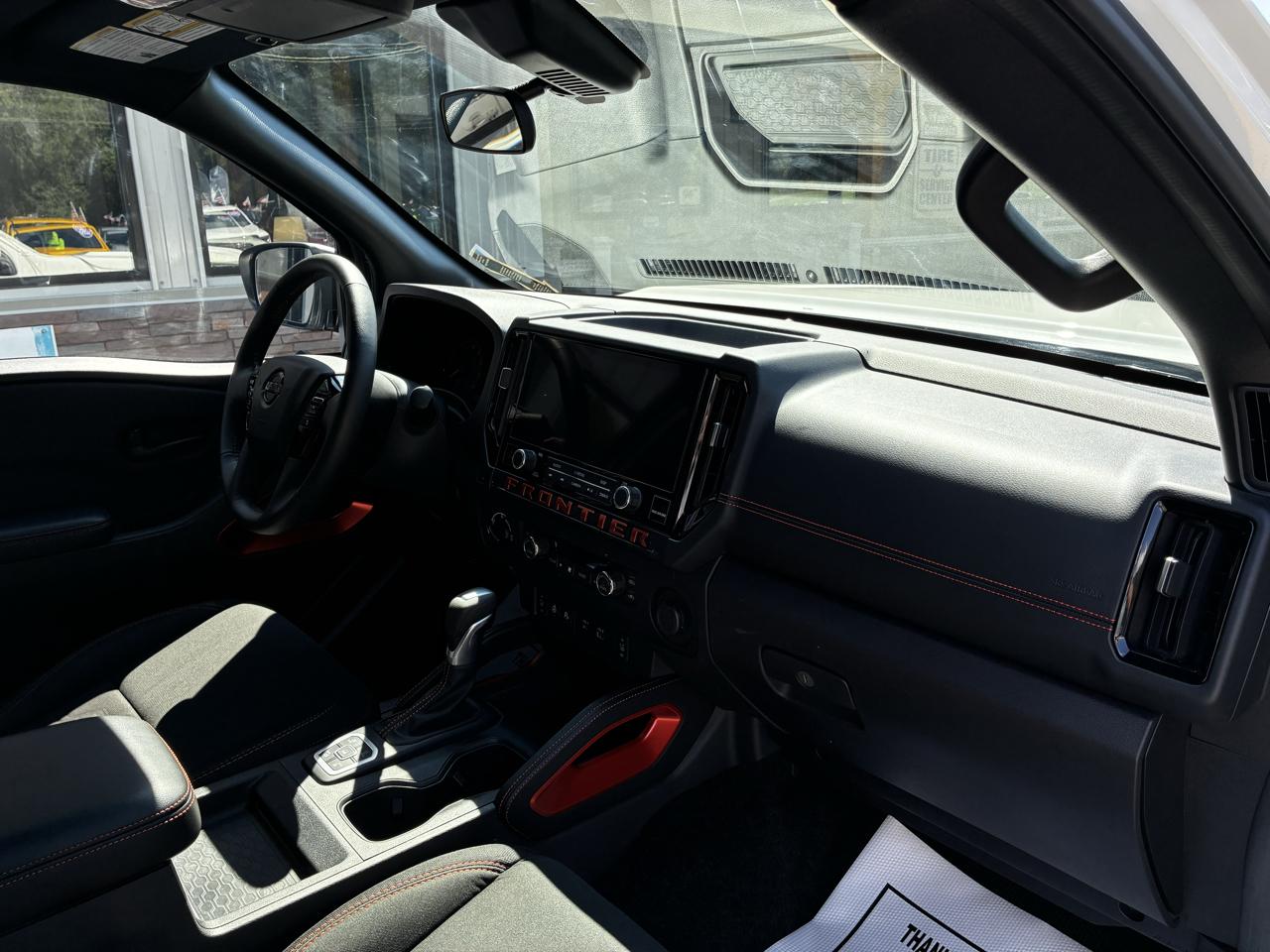 Nissan Frontier  2026