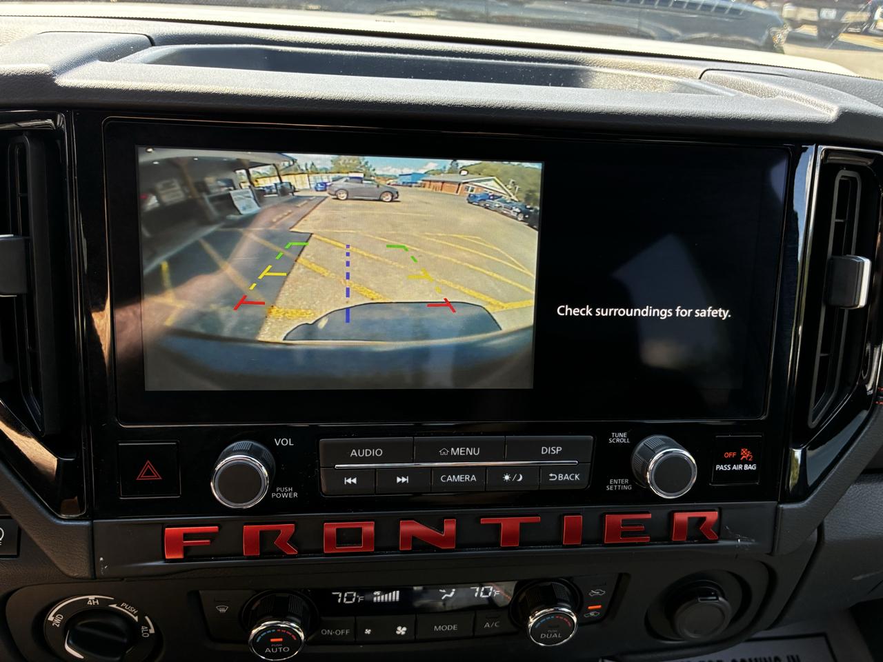 Nissan Frontier  2026