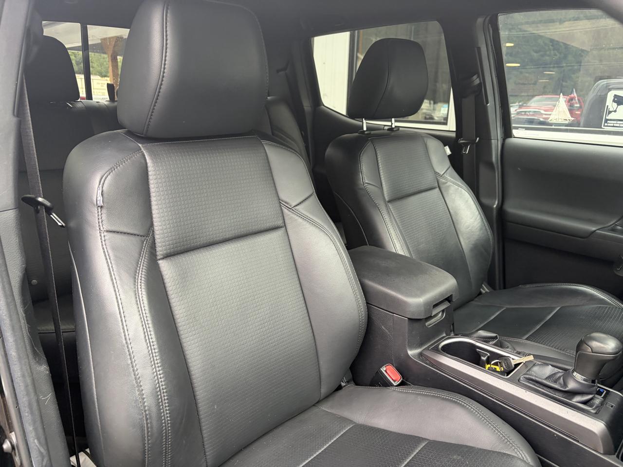 Toyota Tacoma SR5 Double Cab Long Bed V6 6AT 4WD 2023