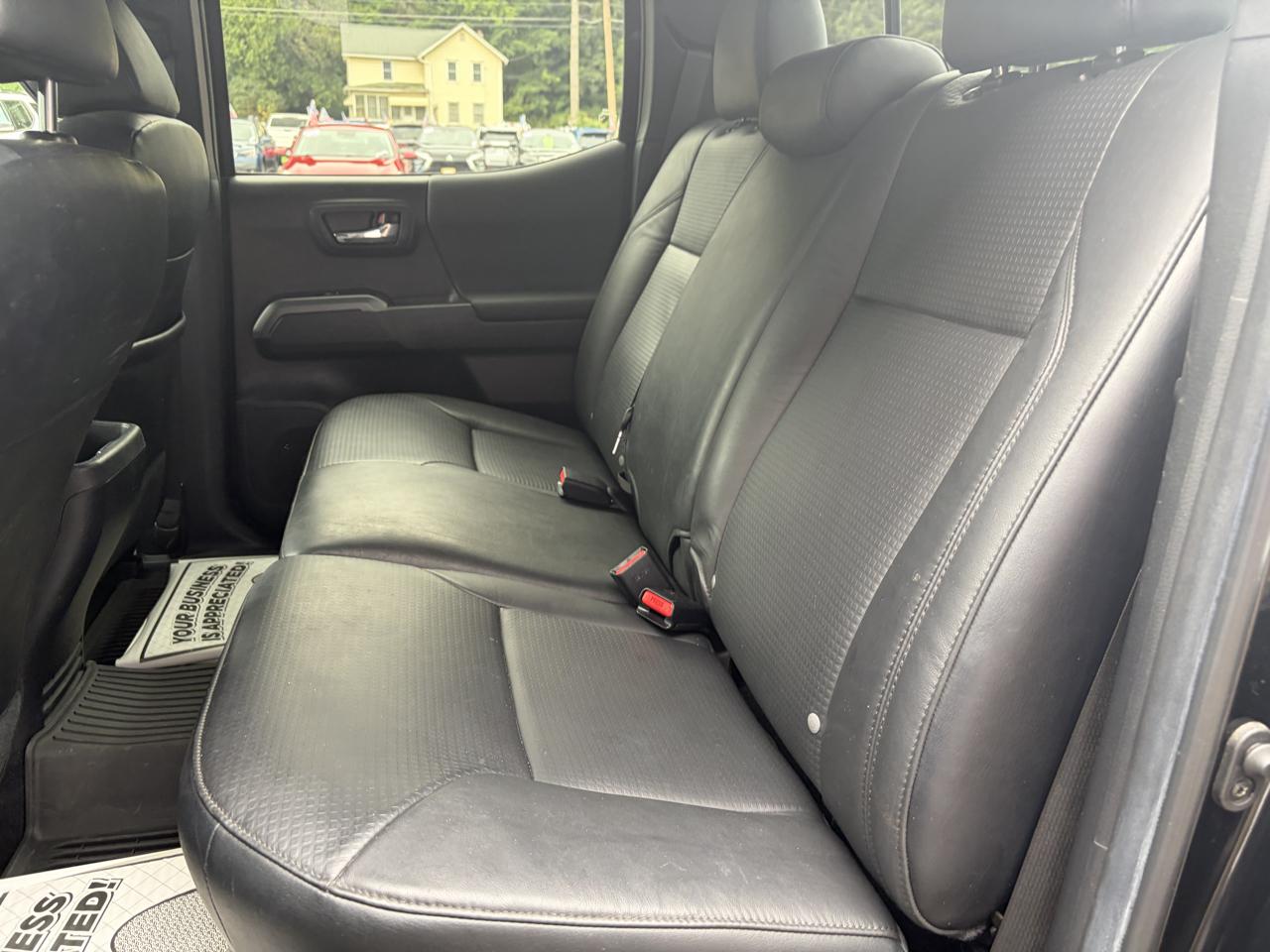 Toyota Tacoma SR5 Double Cab Long Bed V6 6AT 4WD 2023