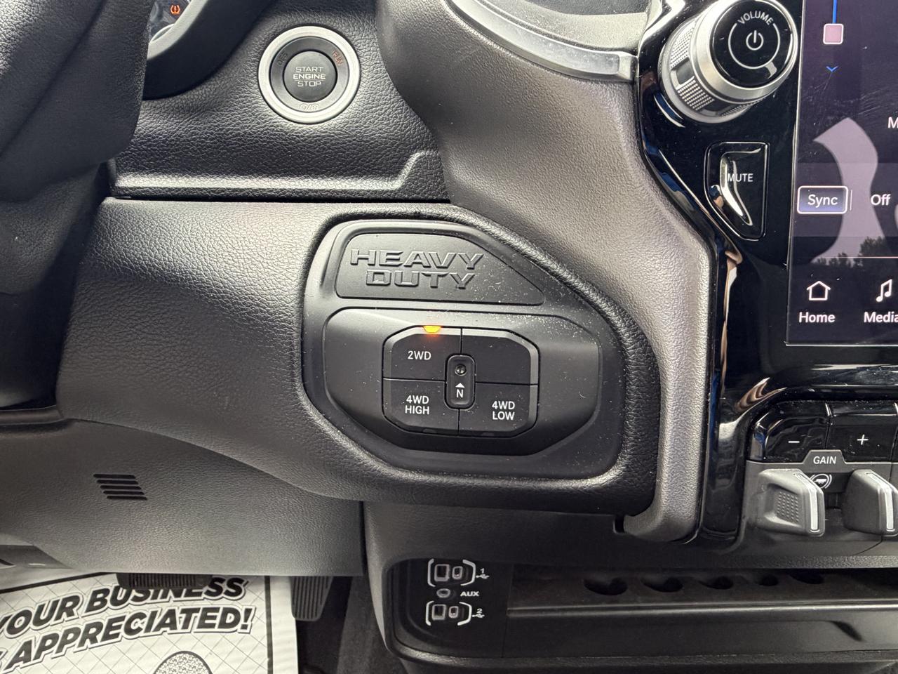 RAM 2500 Tradesman Crew Cab SWB 4WD 2026