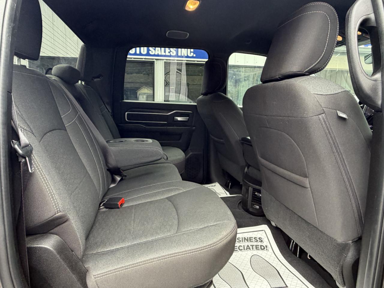 RAM 2500 Tradesman Crew Cab SWB 4WD 2026