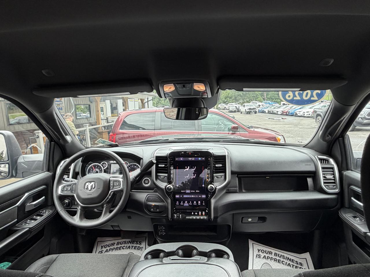 RAM 2500 Tradesman Crew Cab SWB 4WD 2026