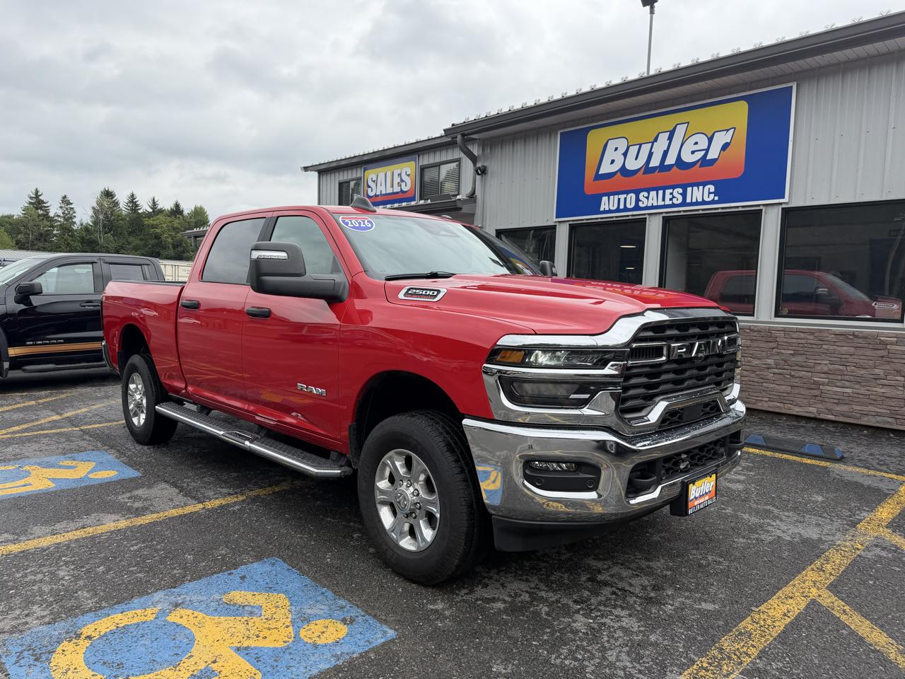 RAM 2500 Tradesman Crew Cab SWB 4WD 2026