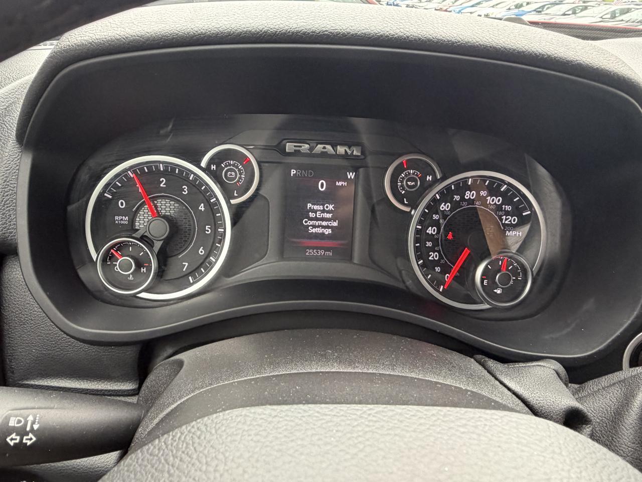 RAM 2500 Tradesman Crew Cab SWB 4WD 2026