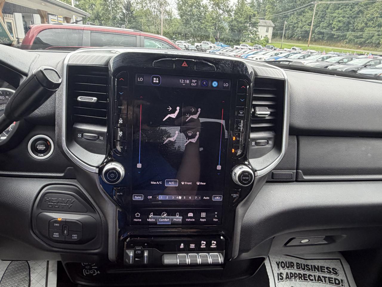 RAM 2500 Tradesman Crew Cab SWB 4WD 2026
