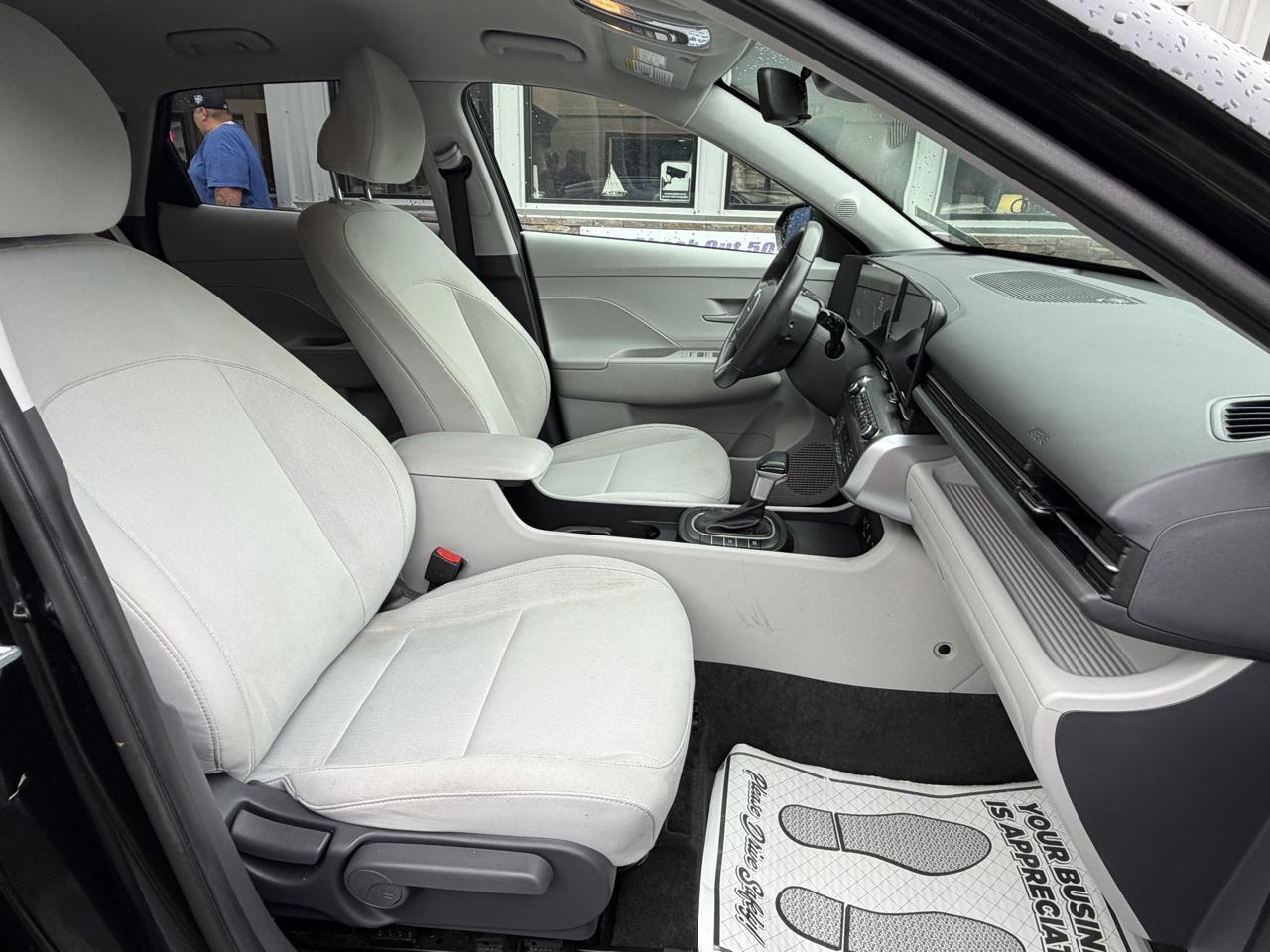 Hyundai Kona SEL AWD 2025
