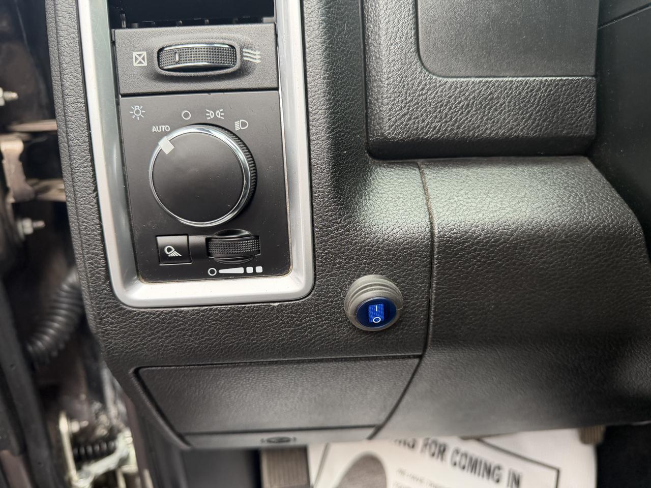 RAM 1500 Classic Tradesman Crew Cab SWB 4WD 2021