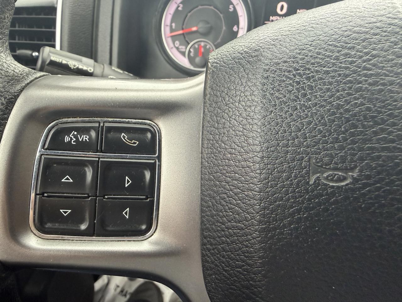 RAM 1500 Classic Tradesman Crew Cab SWB 4WD 2021