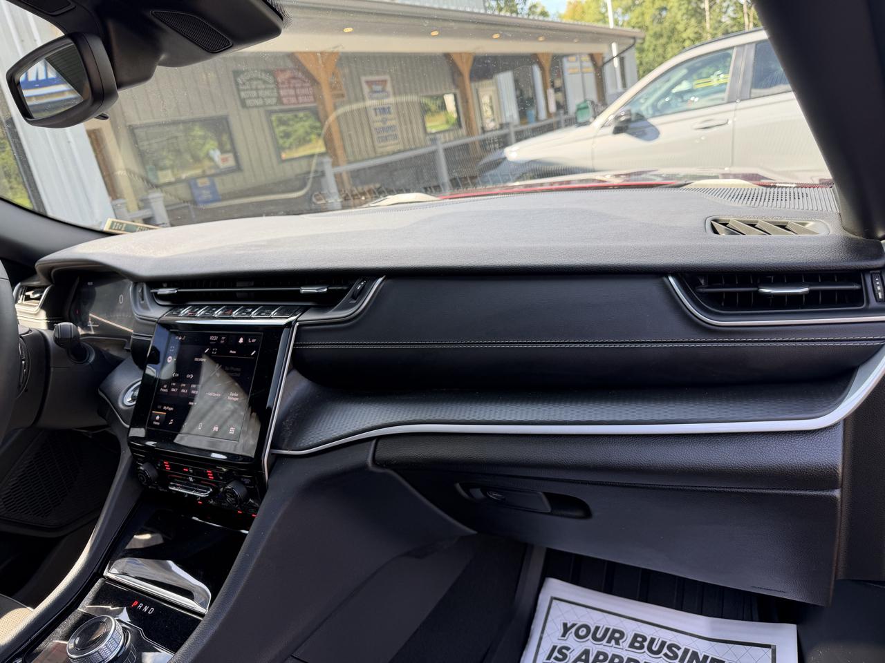 Jeep Grand Cherokee L  2023