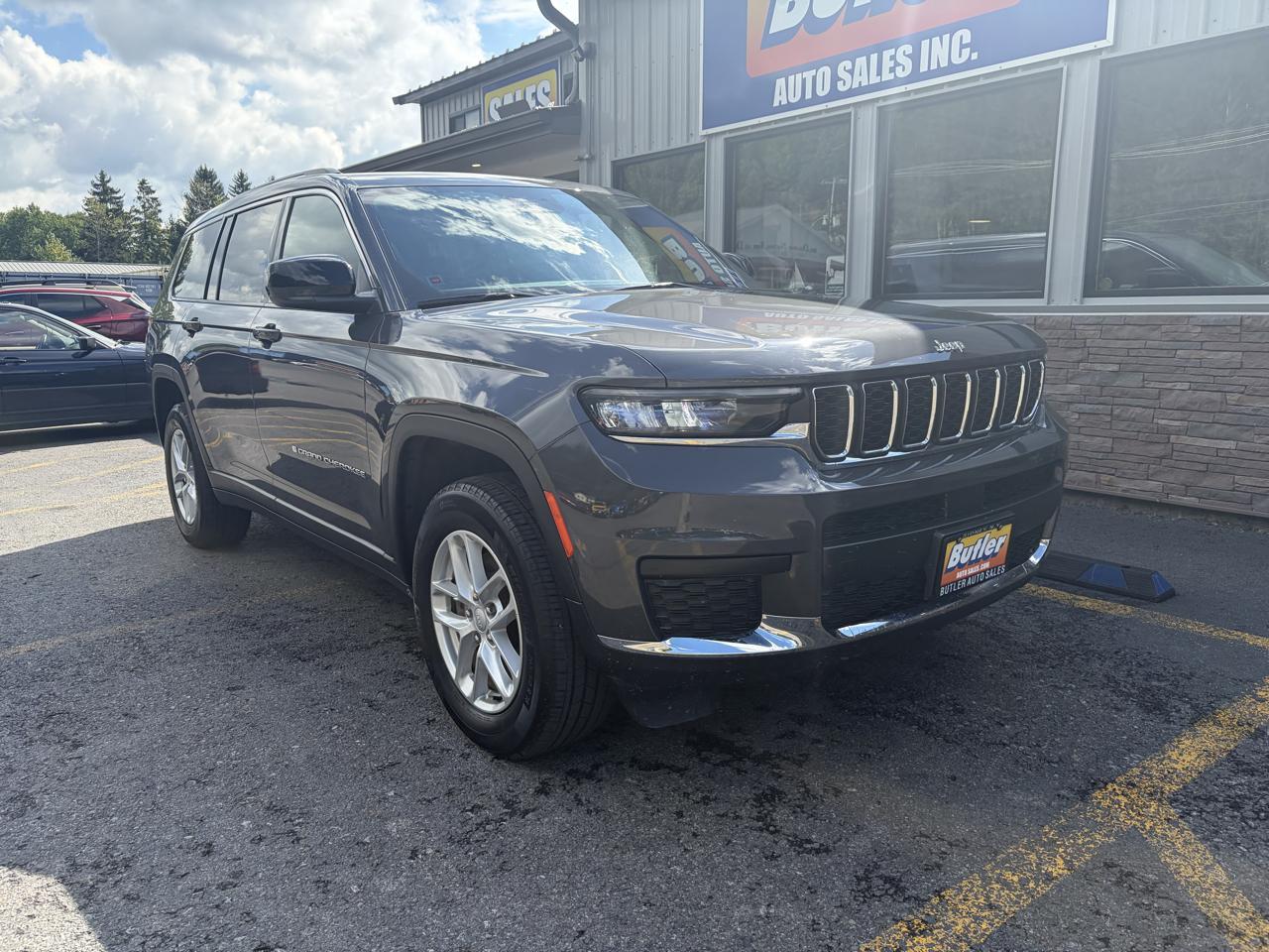 Jeep Grand Cherokee L Laredo 4WD 2023