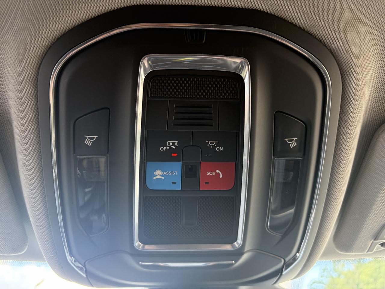 Jeep Grand Cherokee L Laredo 4WD 2023