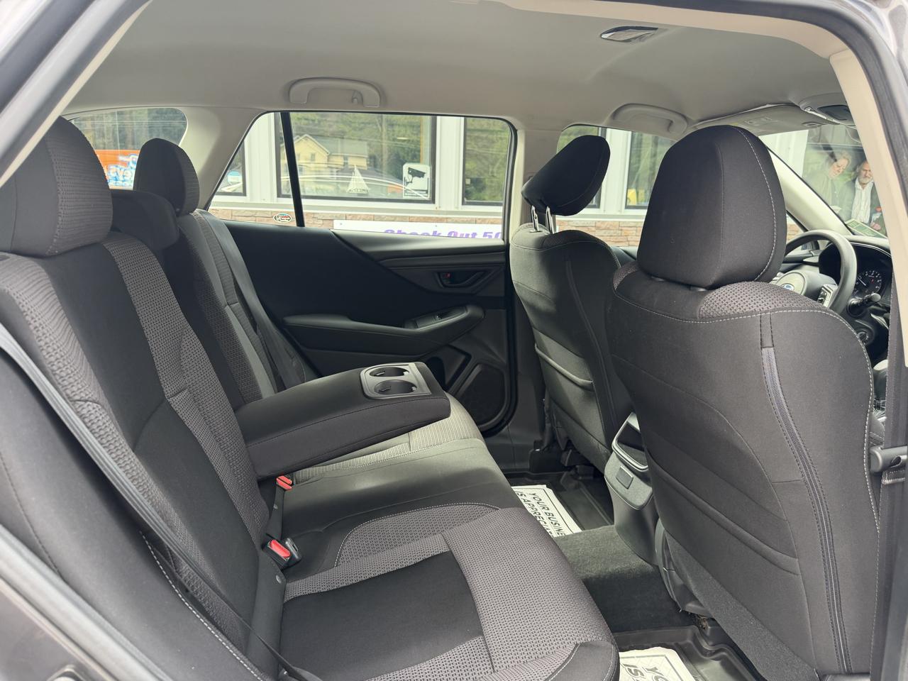 Subaru Outback Base 2020