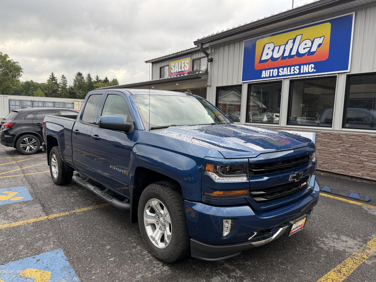Chevrolet Silverado 1500 Z71 Ext Cab 4WD 4D 2019