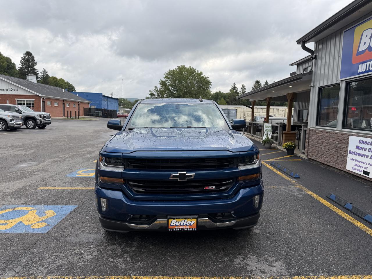 Chevrolet Silverado 1500 Z71 Ext Cab 4WD 4D 2019