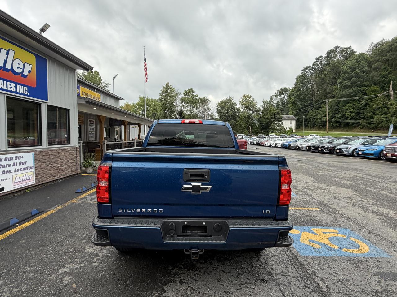 Chevrolet Silverado 1500 Z71 Ext Cab 4WD 4D 2019