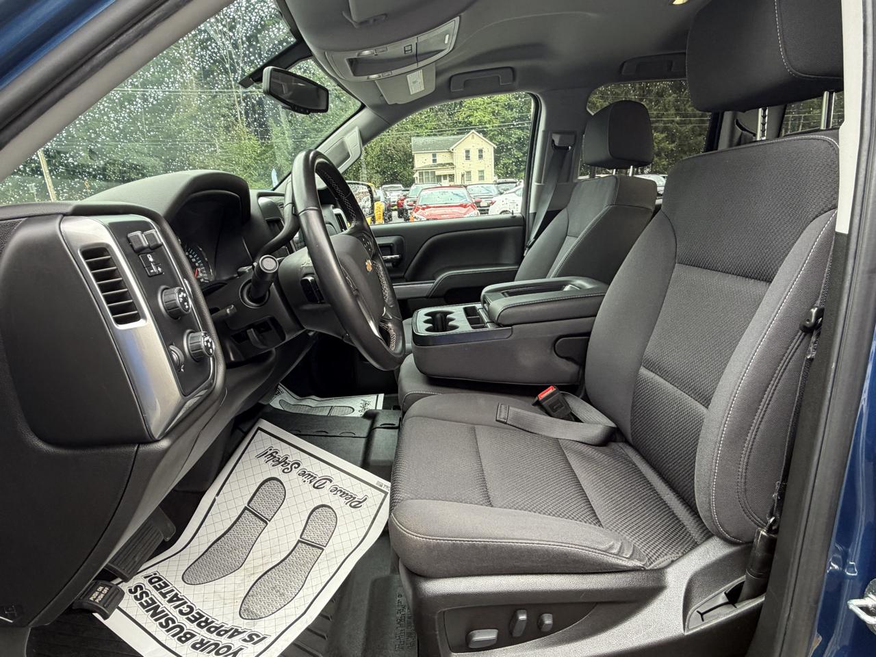 Chevrolet Silverado 1500 Z71 Ext Cab 4WD 4D 2019