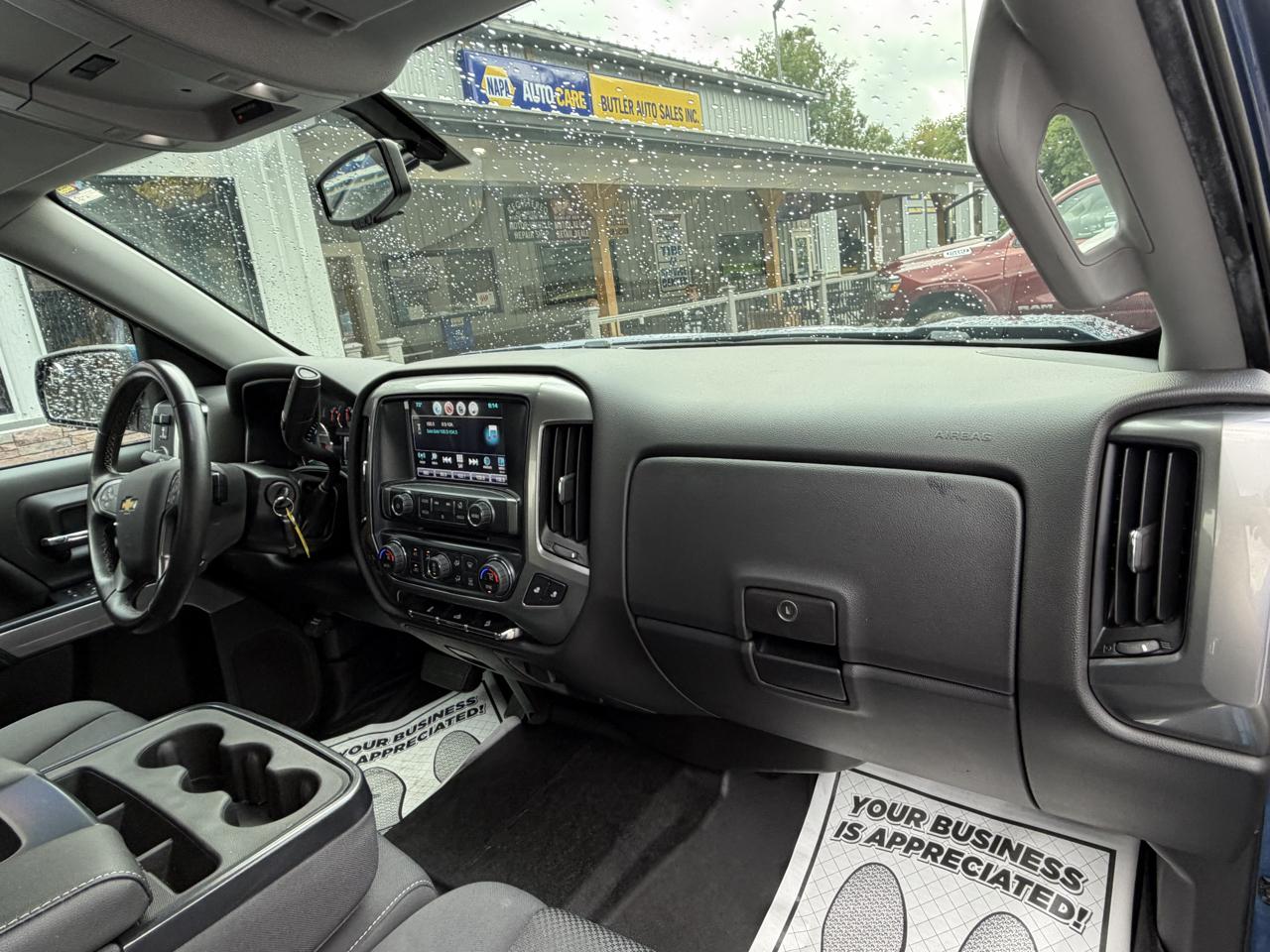 Chevrolet Silverado 1500 Z71 Ext Cab 4WD 4D 2019
