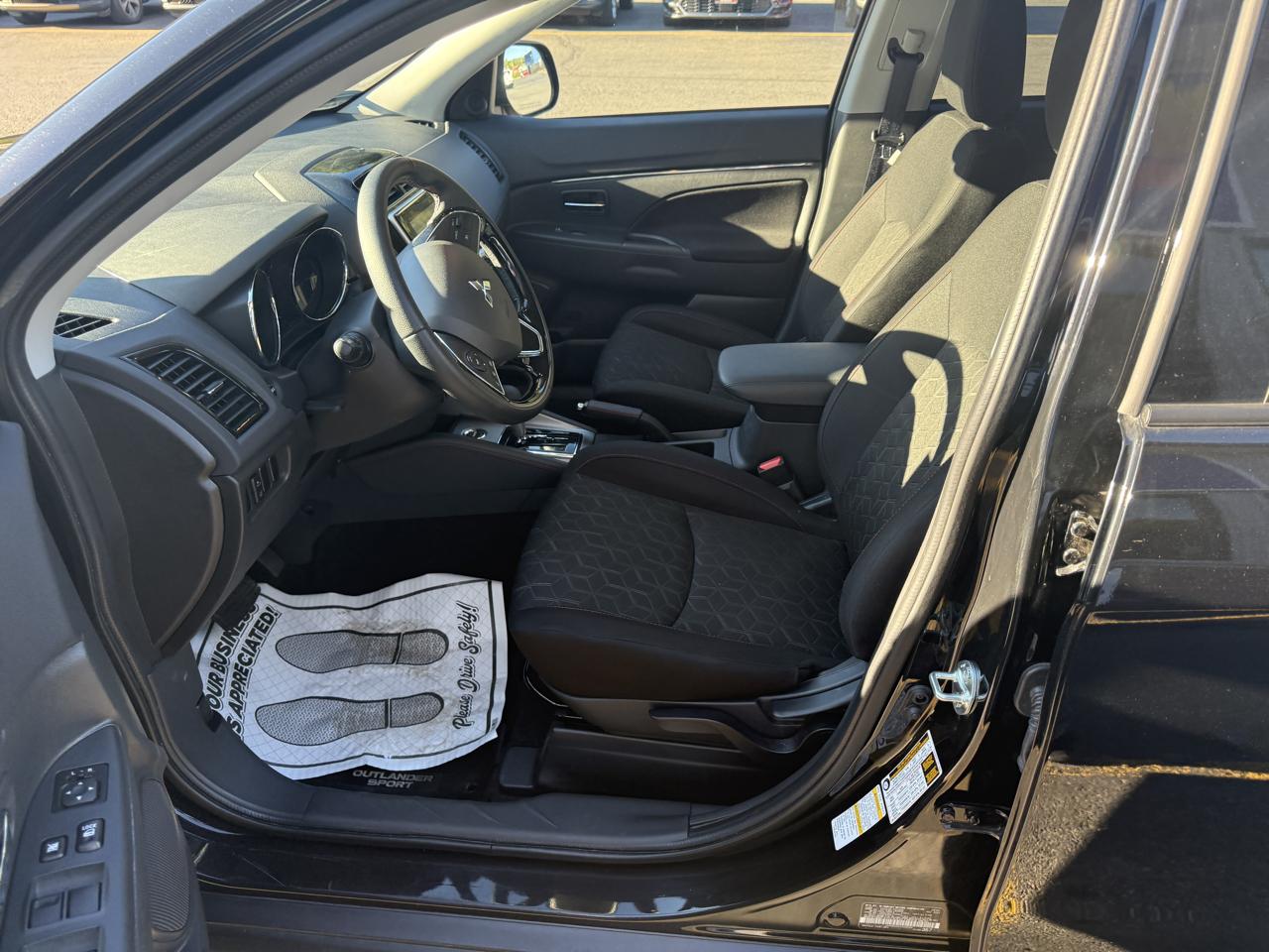 Mitsubishi Outlander Sport 2.0 ES 4WD 2026