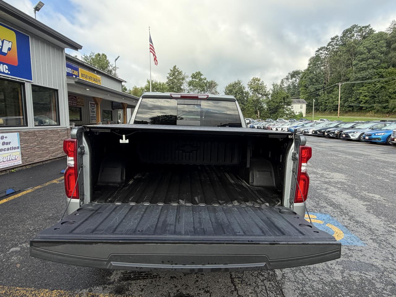 Chevrolet Silverado 1500 LTZ Crew Cab 4WD 2024