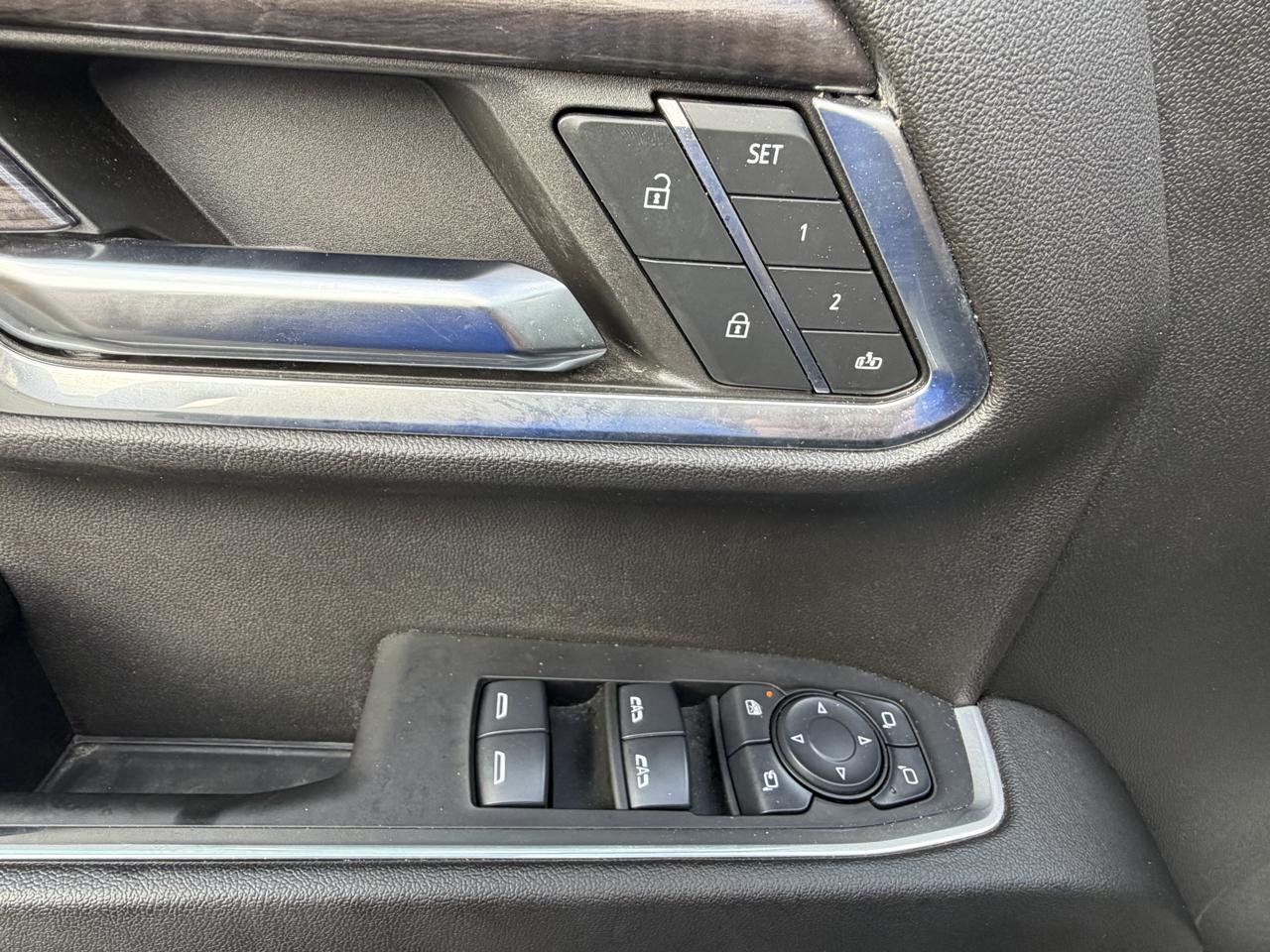 Chevrolet Silverado 1500 LTZ Crew Cab 4WD 2024
