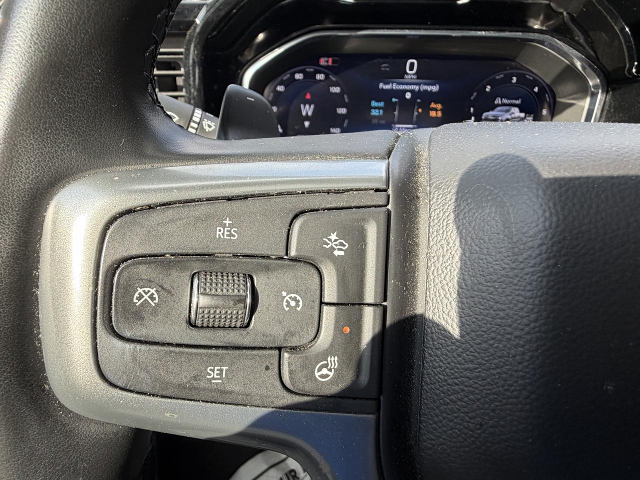 Chevrolet Silverado 1500 LTZ Crew Cab 4WD 2024